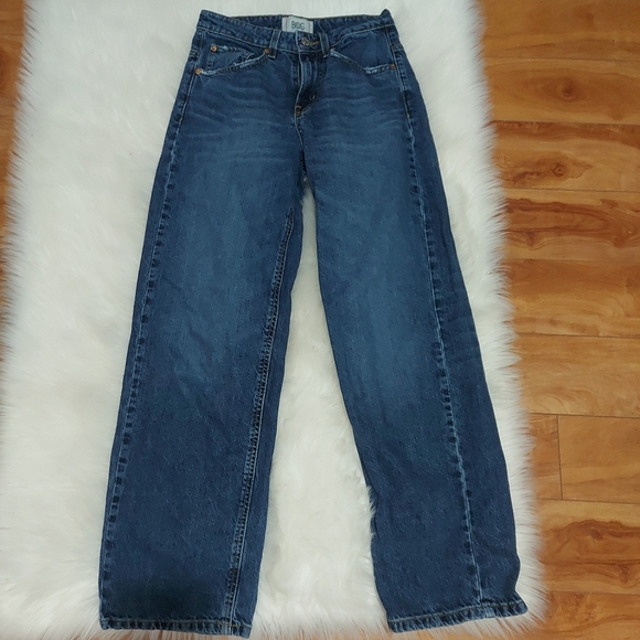BDG Tapered Baggy High Waist Jeans Sz 24 - Picture 1 of 12